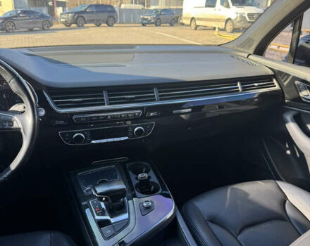 Сірий Ауді Ку 7, об'ємом двигуна 3 л та пробігом 187 тис. км за 21999 $, фото 22 на Automoto.ua