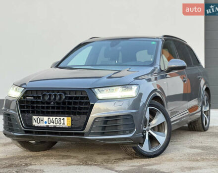 Серый Ауди Ку 7, объемом двигателя 3 л и пробегом 257 тыс. км за 35000 $, фото 1 на Automoto.ua