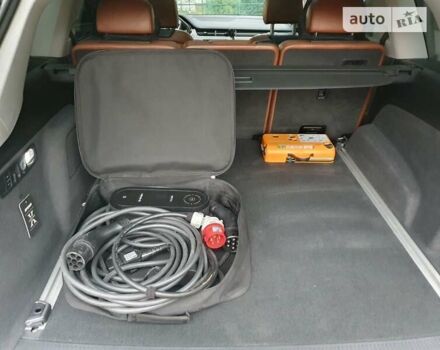 Серый Ауди Ку 7, объемом двигателя 3 л и пробегом 283 тыс. км за 33700 $, фото 20 на Automoto.ua