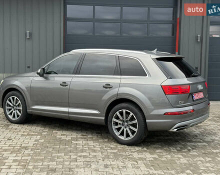 Сірий Ауді Ку 7, об'ємом двигуна 3 л та пробігом 242 тис. км за 19999 $, фото 42 на Automoto.ua