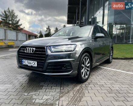 Ауди Ку 7 2016 в Луцке на Automoto.ua Серый Ауди Ку 7, объемом двигателя 2.97 л и пробегом 157 тыс. км за 42500 $, фото 1 на Automoto.ua