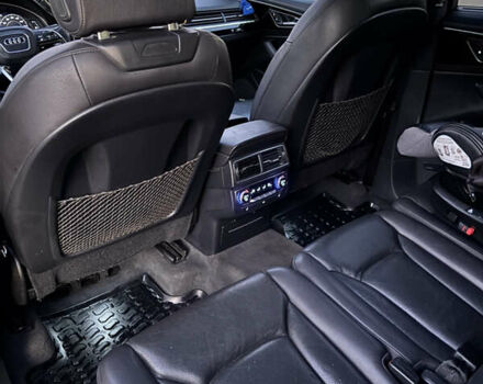 Сірий Ауді Ку 7, об'ємом двигуна 3 л та пробігом 219 тис. км за 25300 $, фото 34 на Automoto.ua