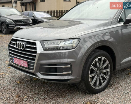 Серый Ауди Ку 7, объемом двигателя 3 л и пробегом 186 тыс. км за 22400 $, фото 2 на Automoto.ua