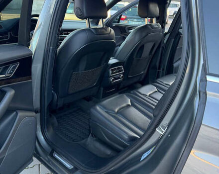 Серый Ауди Ку 7, объемом двигателя 3 л и пробегом 212 тыс. км за 25000 $, фото 46 на Automoto.ua