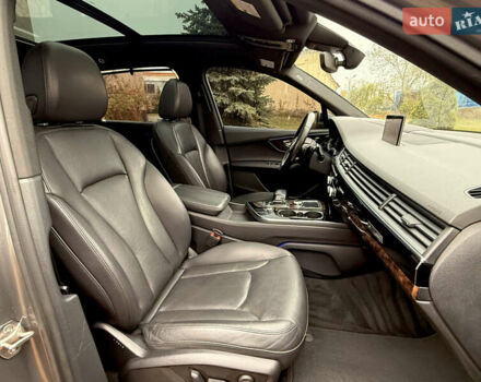 Серый Ауди Ку 7, объемом двигателя 3 л и пробегом 224 тыс. км за 23900 $, фото 44 на Automoto.ua