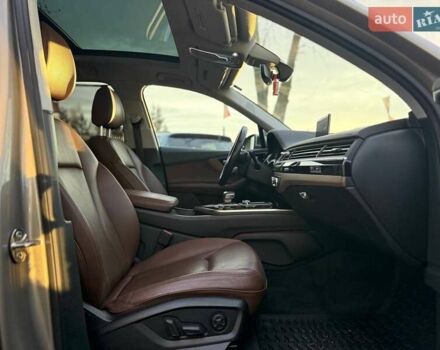 Серый Ауди Ку 7, объемом двигателя 3 л и пробегом 148 тыс. км за 30000 $, фото 28 на Automoto.ua