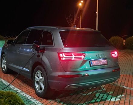 Сірий Ауді Ку 7, об'ємом двигуна 3 л та пробігом 163 тис. км за 37700 $, фото 21 на Automoto.ua