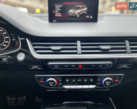 Серый Ауди Ку 7, объемом двигателя 3 л и пробегом 151 тыс. км за 29900 $, фото 29 на Automoto.ua