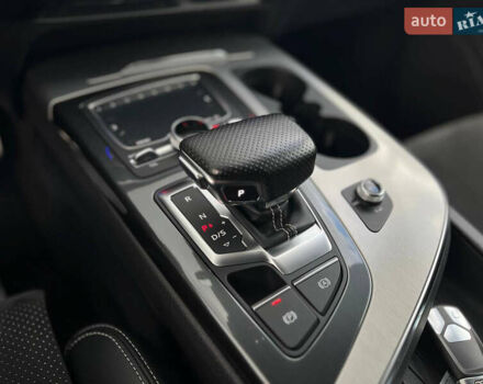 Серый Ауди Ку 7, объемом двигателя 3 л и пробегом 160 тыс. км за 40000 $, фото 18 на Automoto.ua