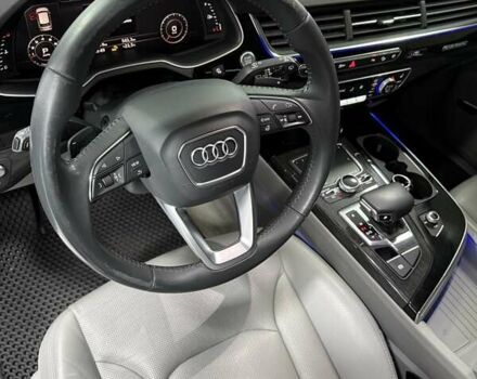 Сірий Ауді Ку 7, об'ємом двигуна 3 л та пробігом 207 тис. км за 29900 $, фото 19 на Automoto.ua