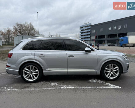 Серый Ауди Ку 7, объемом двигателя 3 л и пробегом 260 тыс. км за 28900 $, фото 6 на Automoto.ua