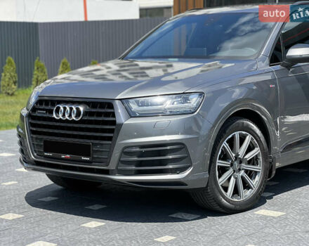 Сірий Ауді Ку 7, об'ємом двигуна 3 л та пробігом 247 тис. км за 36500 $, фото 3 на Automoto.ua