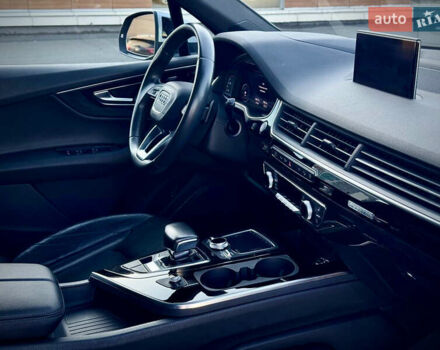 Серый Ауди Ку 7, объемом двигателя 3 л и пробегом 190 тыс. км за 26200 $, фото 43 на Automoto.ua