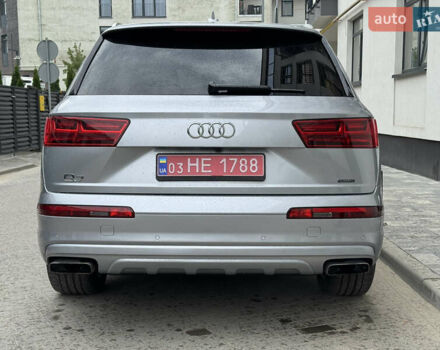 Серый Ауди Ку 7, объемом двигателя 1.98 л и пробегом 174 тыс. км за 22900 $, фото 4 на Automoto.ua