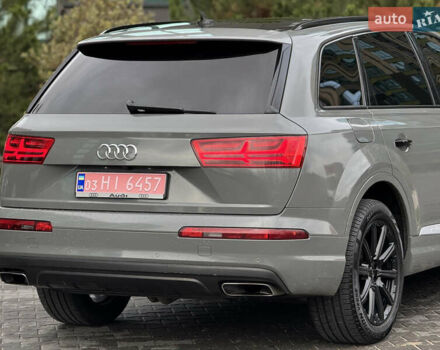 Серый Ауди Ку 7, объемом двигателя 2 л и пробегом 212 тыс. км за 29000 $, фото 6 на Automoto.ua