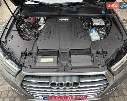 Сірий Ауді Ку 7, об'ємом двигуна 3 л та пробігом 194 тис. км за 23300 $, фото 24 на Automoto.ua