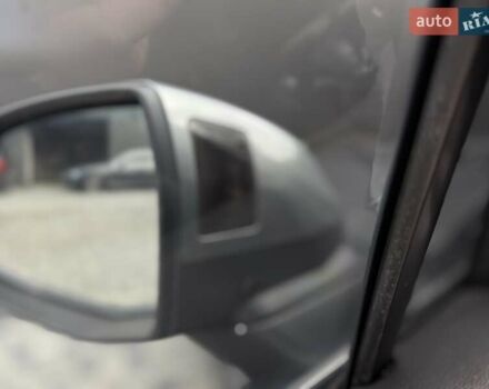 Сірий Ауді Ку 7, об'ємом двигуна 3 л та пробігом 195 тис. км за 21900 $, фото 27 на Automoto.ua