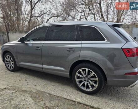 Серый Ауди Ку 7, объемом двигателя 3 л и пробегом 122 тыс. км за 35000 $, фото 4 на Automoto.ua