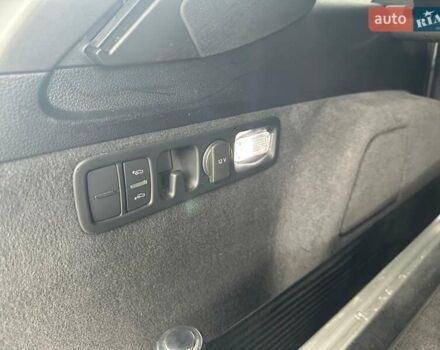 Серый Ауди Ку 7, объемом двигателя 3 л и пробегом 255 тыс. км за 38000 $, фото 15 на Automoto.ua