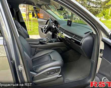 Сірий Ауді Ку 7, об'ємом двигуна 3 л та пробігом 94 тис. км за 47000 $, фото 5 на Automoto.ua