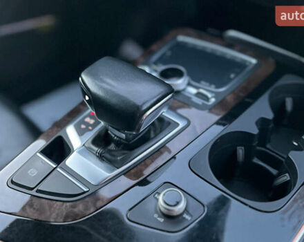 Сірий Ауді Ку 7, об'ємом двигуна 3 л та пробігом 178 тис. км за 32900 $, фото 14 на Automoto.ua