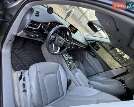 Сірий Ауді Ку 7, об'ємом двигуна 3 л та пробігом 206 тис. км за 26500 $, фото 28 на Automoto.ua