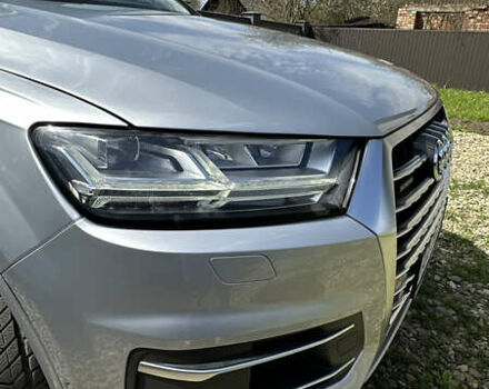 Серый Ауди Ку 7, объемом двигателя 1.98 л и пробегом 133 тыс. км за 25999 $, фото 5 на Automoto.ua