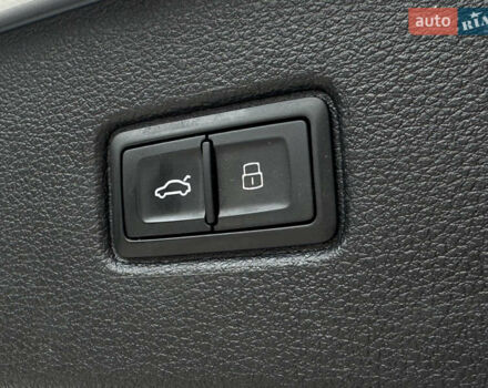 Серый Ауди Ку 7, объемом двигателя 1.98 л и пробегом 174 тыс. км за 22900 $, фото 14 на Automoto.ua