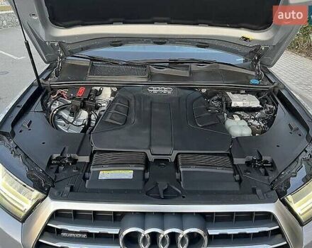 Сірий Ауді Ку 7, об'ємом двигуна 3 л та пробігом 89 тис. км за 28100 $, фото 6 на Automoto.ua