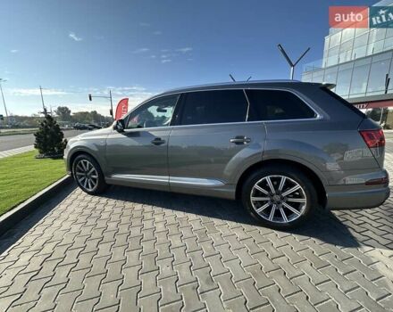 Ауді Ку 7 2017 у Дніпро (Дніпропетровську) на Automoto.ua Сірий Ауді Ку 7, об'ємом двигуна 2.97 л та пробігом 349 тис. км за 34000 $, фото 2 на Automoto.ua