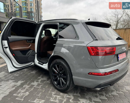 Серый Ауди Ку 7, объемом двигателя 2 л и пробегом 212 тыс. км за 29000 $, фото 10 на Automoto.ua