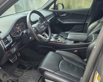 Серый Ауди Ку 7, объемом двигателя 3 л и пробегом 122 тыс. км за 35000 $, фото 14 на Automoto.ua