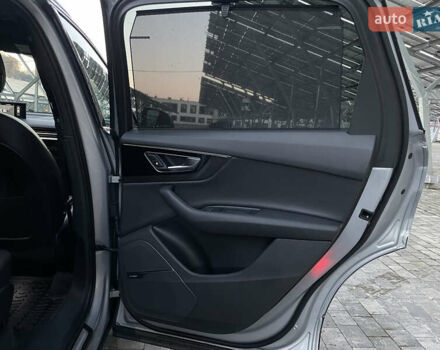 Сірий Ауді Ку 7, об'ємом двигуна 3 л та пробігом 138 тис. км за 28000 $, фото 25 на Automoto.ua