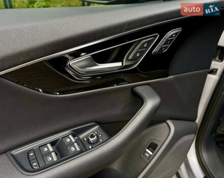 Серый Ауди Ку 7, объемом двигателя 3 л и пробегом 215 тыс. км за 25900 $, фото 21 на Automoto.ua