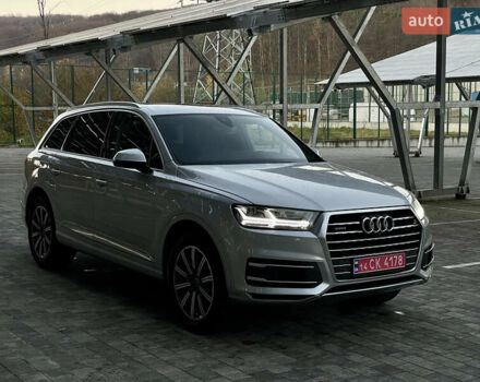 Сірий Ауді Ку 7, об'ємом двигуна 3 л та пробігом 138 тис. км за 28000 $, фото 2 на Automoto.ua