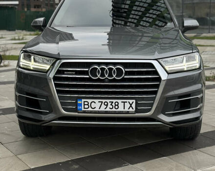 Серый Ауди Ку 7, объемом двигателя 3 л и пробегом 140 тыс. км за 28499 $, фото 2 на Automoto.ua