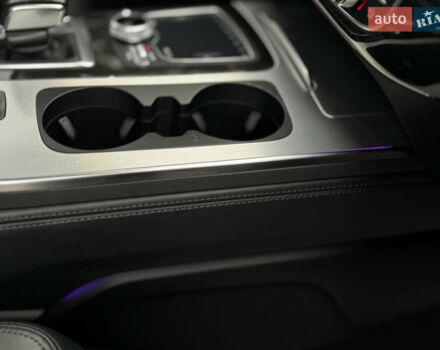 Серый Ауди Ку 7, объемом двигателя 2.97 л и пробегом 207 тыс. км за 42000 $, фото 62 на Automoto.ua