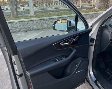Сірий Ауді Ку 7, об'ємом двигуна 3 л та пробігом 89 тис. км за 28100 $, фото 7 на Automoto.ua