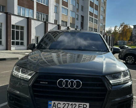 Ауди Ку 7 2017 в Киеве на Automoto.ua Серый Ауди Ку 7, объемом двигателя 2.97 л и пробегом 120 тыс. км за 45500 $, фото 1 на Automoto.ua
