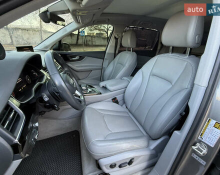 Сірий Ауді Ку 7, об'ємом двигуна 3 л та пробігом 206 тис. км за 26500 $, фото 15 на Automoto.ua