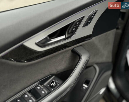 Серый Ауди Ку 7, объемом двигателя 2.97 л и пробегом 207 тыс. км за 42000 $, фото 33 на Automoto.ua