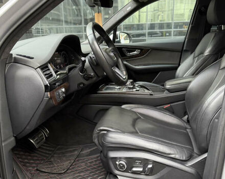 Сірий Ауді Ку 7, об'ємом двигуна 3 л та пробігом 135 тис. км за 34800 $, фото 8 на Automoto.ua