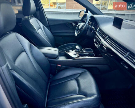 Сірий Ауді Ку 7, об'ємом двигуна 3 л та пробігом 190 тис. км за 26900 $, фото 46 на Automoto.ua