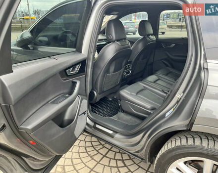 Сірий Ауді Ку 7, об'ємом двигуна 3 л та пробігом 137 тис. км за 35000 $, фото 55 на Automoto.ua