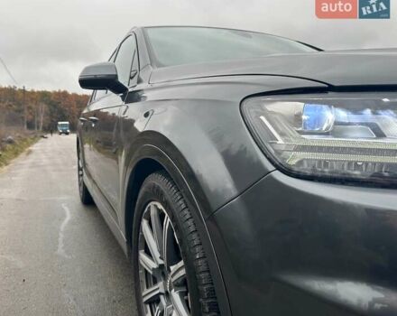 Серый Ауди Ку 7, объемом двигателя 3 л и пробегом 255 тыс. км за 38000 $, фото 3 на Automoto.ua