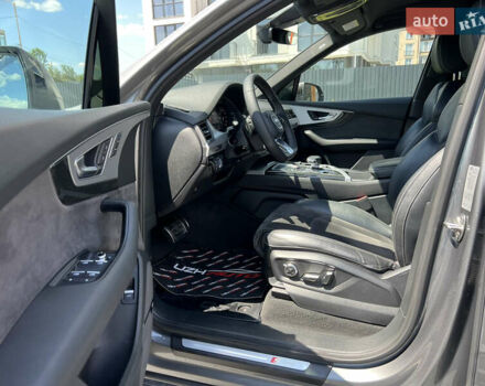 Сірий Ауді Ку 7, об'ємом двигуна 3 л та пробігом 247 тис. км за 36500 $, фото 23 на Automoto.ua