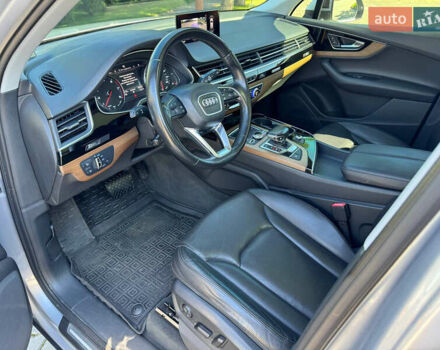 Ауди Ку 7 2017 в Одессе на Automoto.ua Серый Ауди Ку 7, объемом двигателя 3 л и пробегом 81 тыс. км за 27500 $, фото 16 на Automoto.ua