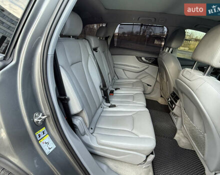 Сірий Ауді Ку 7, об'ємом двигуна 3 л та пробігом 206 тис. км за 26500 $, фото 25 на Automoto.ua