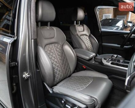 Сірий Ауді Ку 7, об'ємом двигуна 2.97 л та пробігом 160 тис. км за 44900 $, фото 21 на Automoto.ua