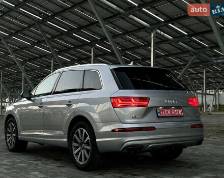 Сірий Ауді Ку 7, об'ємом двигуна 3 л та пробігом 138 тис. км за 28000 $, фото 5 на Automoto.ua
